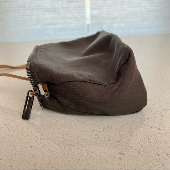 Authentic Fendi Zucca Pochette - Picture 10 of 16